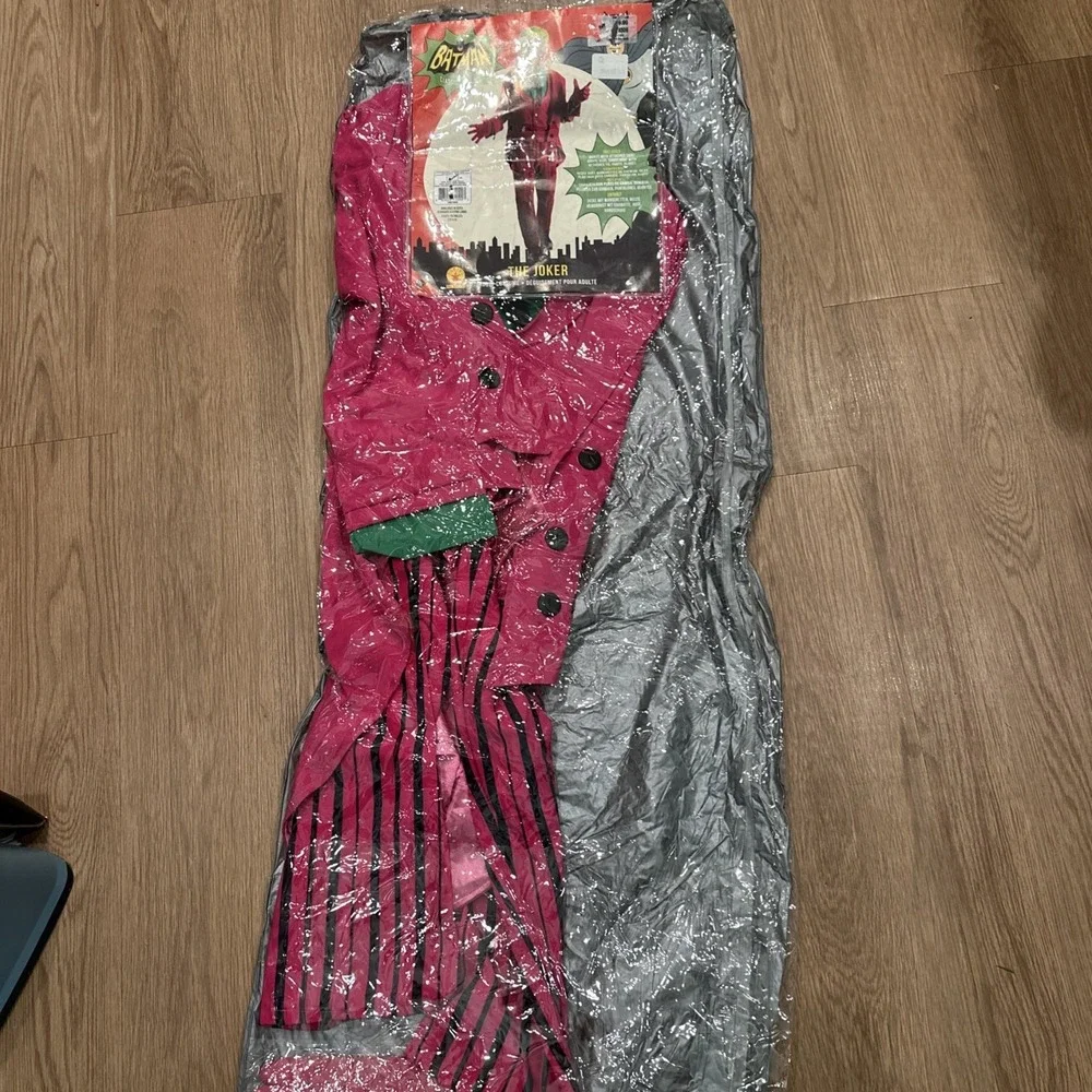 The Joker 1966 Collector's Edition Adult Costume - Medium NWT Halloween